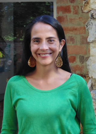 Claudia Mora